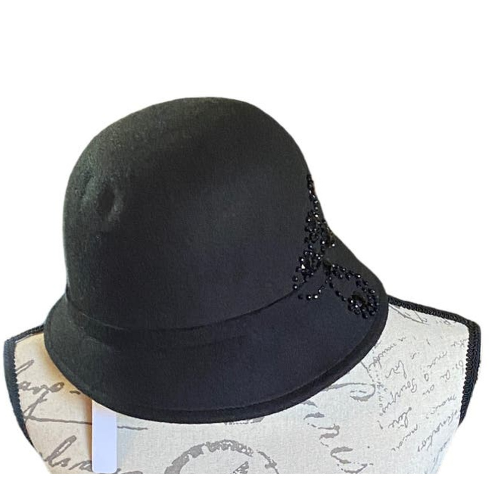 Retro Ellen Tracy Womens Felt Soft Packable Black Beaded Cloche Cottage Hat